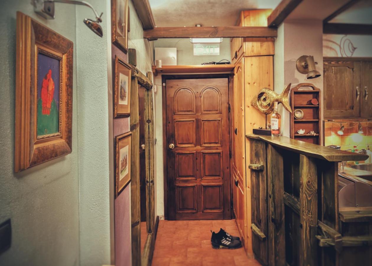 Тhe Bohemian Lodge-Entire House With Sauna Veliko Tŭrnovo Exterior photo